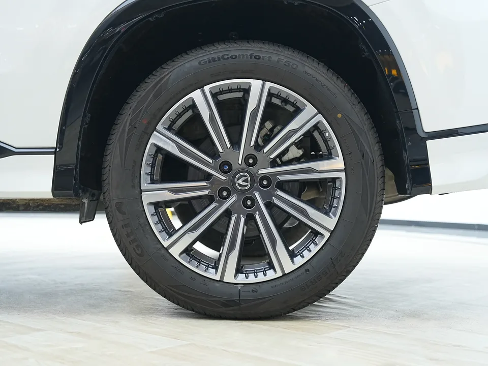 Changan CS75PLUS Changan CS75 PLUS 2024 The third generation champion version 1.5T automatic intelligent driving strong navigation 2025 — миниатюра 3