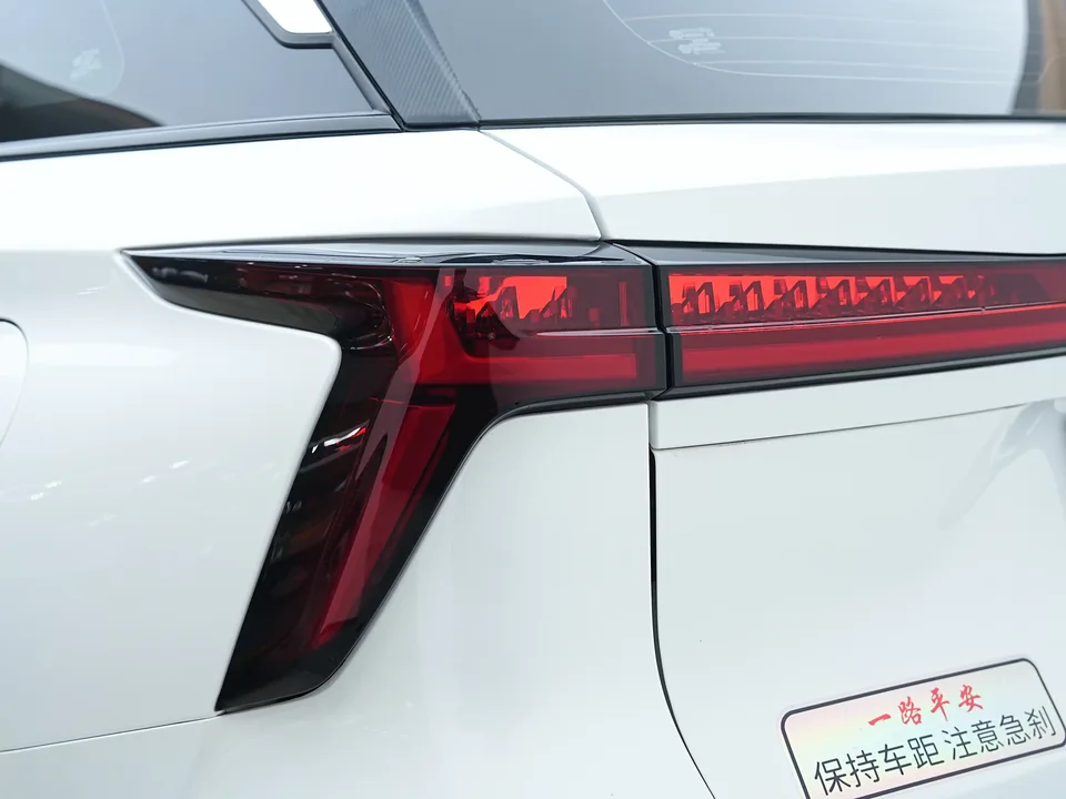 Changan CS75PLUS Changan CS75 PLUS 2024 The third generation champion version 1.5T automatic intelligent driving strong navigation 2025 — миниатюра 4