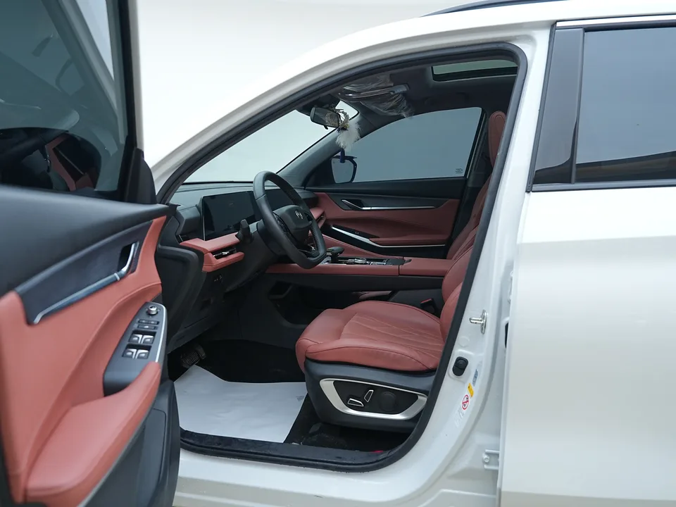 Changan CS75PLUS Changan CS75 PLUS 2024 The third generation champion version 1.5T automatic intelligent driving strong navigation 2025 — миниатюра 5