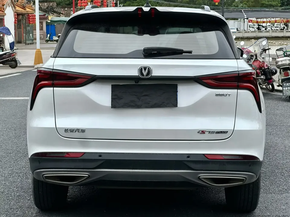 Changan CS75PLUS Changan CS75 PLUS 2022 1.5T Automatic Premium 2022 — thumbnail 2