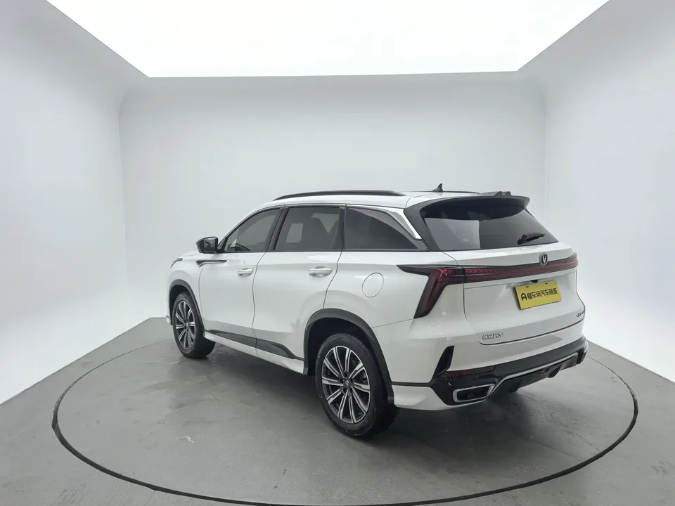 Changan CS75PLUS Changan CS75 PLUS 2024 The third generation champion version 1.5T automatic intelligent driving strong navigation 2025 — thumbnail 2