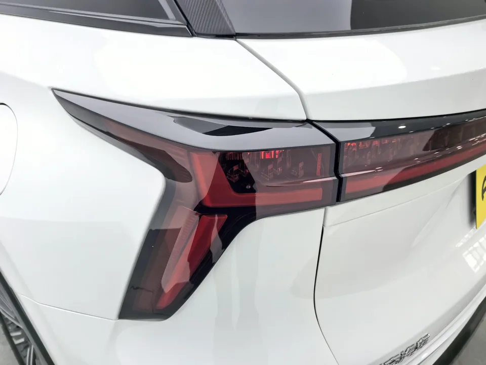 Changan CS75PLUS Changan CS75 PLUS 2024 The third generation champion version 1.5T automatic intelligent driving strong navigation 2025 — thumbnail 4