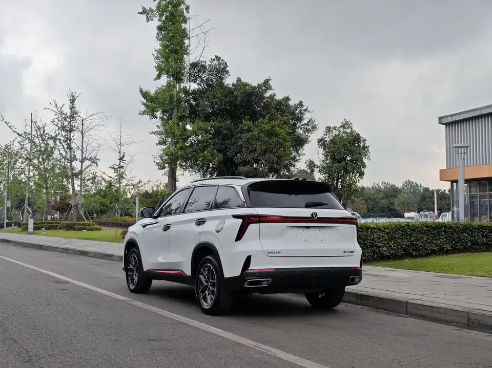 Changan CS75PLUS Changan CS75 PLUS 2022 Second generation 1.5T automatic premium model 2023 — thumbnail 2