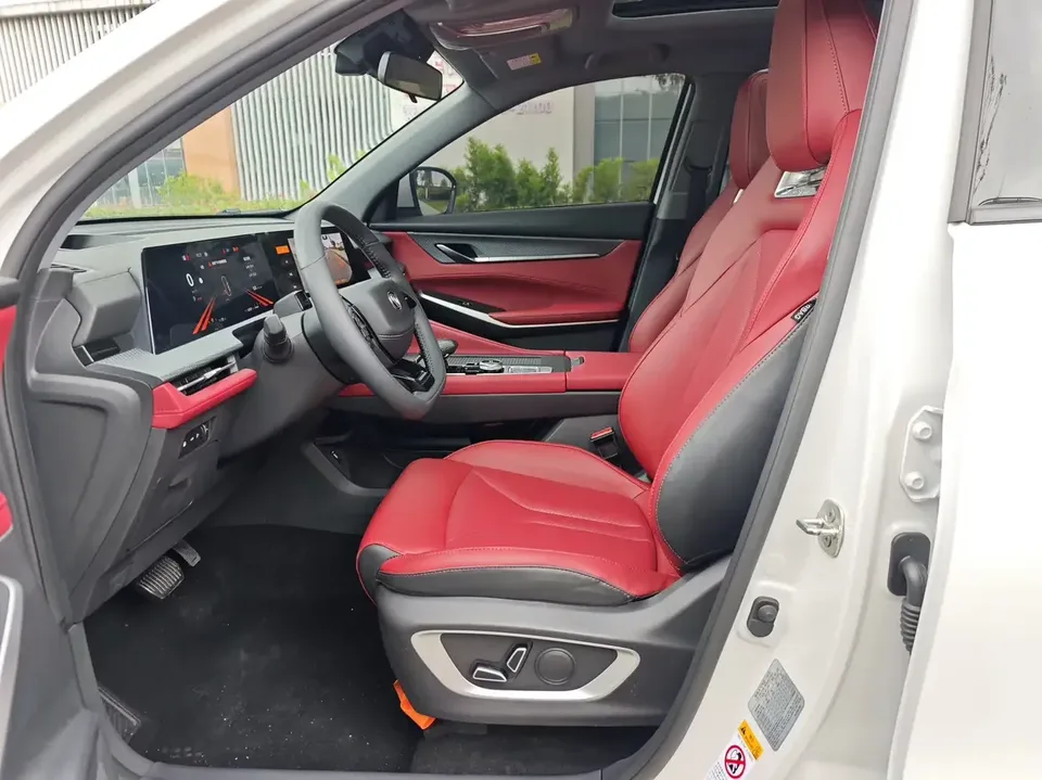 Changan CS75PLUS Changan CS75 PLUS 2022 Second generation 1.5T automatic premium model 2023 — thumbnail 3