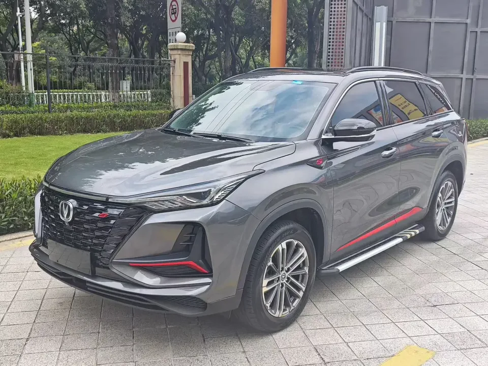 Changan CS75PLUS Changan CS75 PLUS 2022 1.5T Automatic Luxury 2022 — photo 1, buy with delivery to Moscow