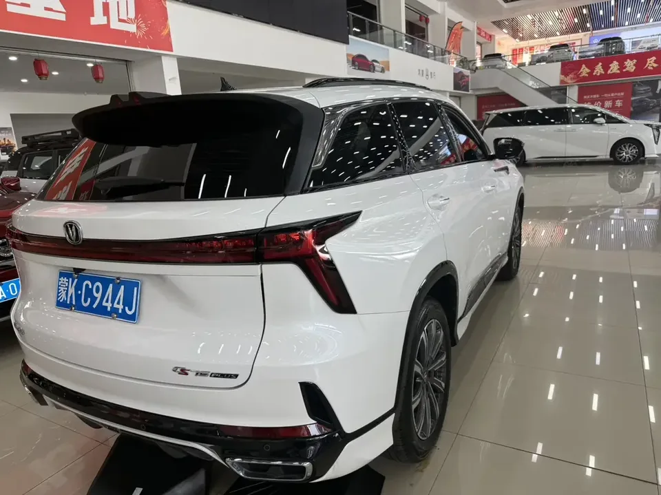 Changan CS75PLUS Changan CS75 PLUS 2024 The third generation champion version 1.5T automatic intelligent driving strong navigation 2025 — thumbnail 5