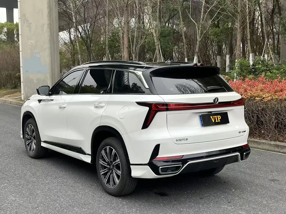 Changan CS75PLUS Changan CS75 PLUS 2024 The third generation champion version 1.5T automatic intelligent driving strong navigation 2025 — thumbnail 2