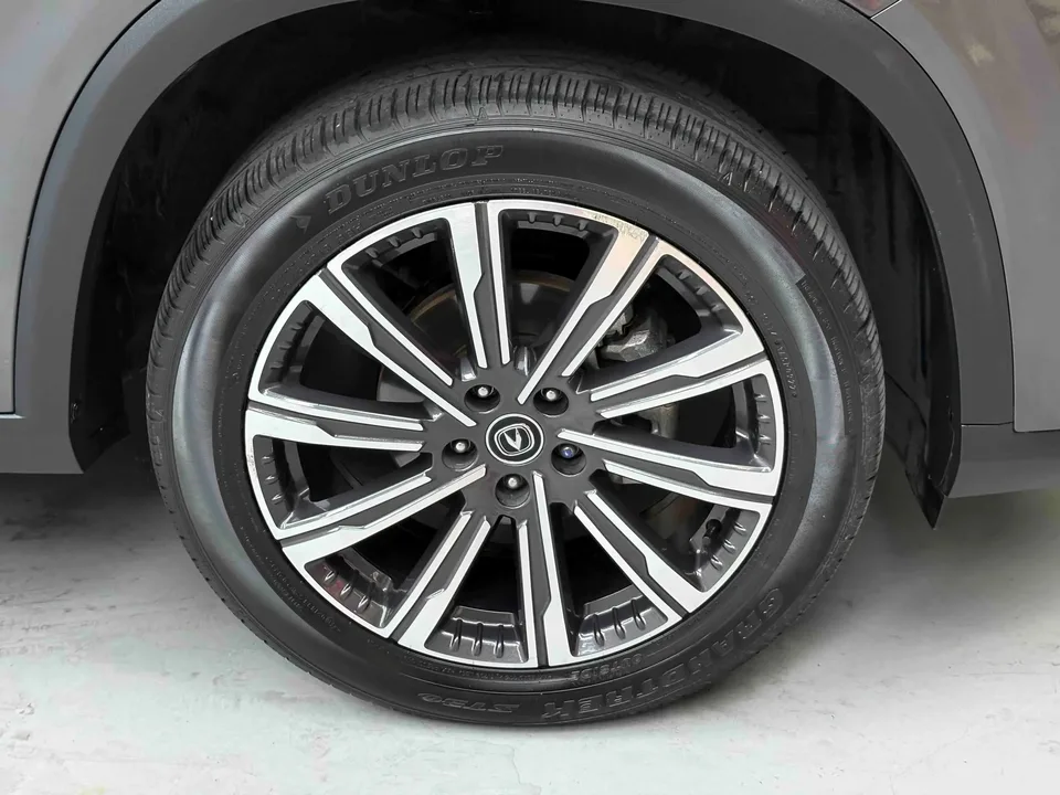 Changan CS75PLUS Changan CS75 PLUS 2022 Second generation 1.5T automatic premium model 2022 — thumbnail 3