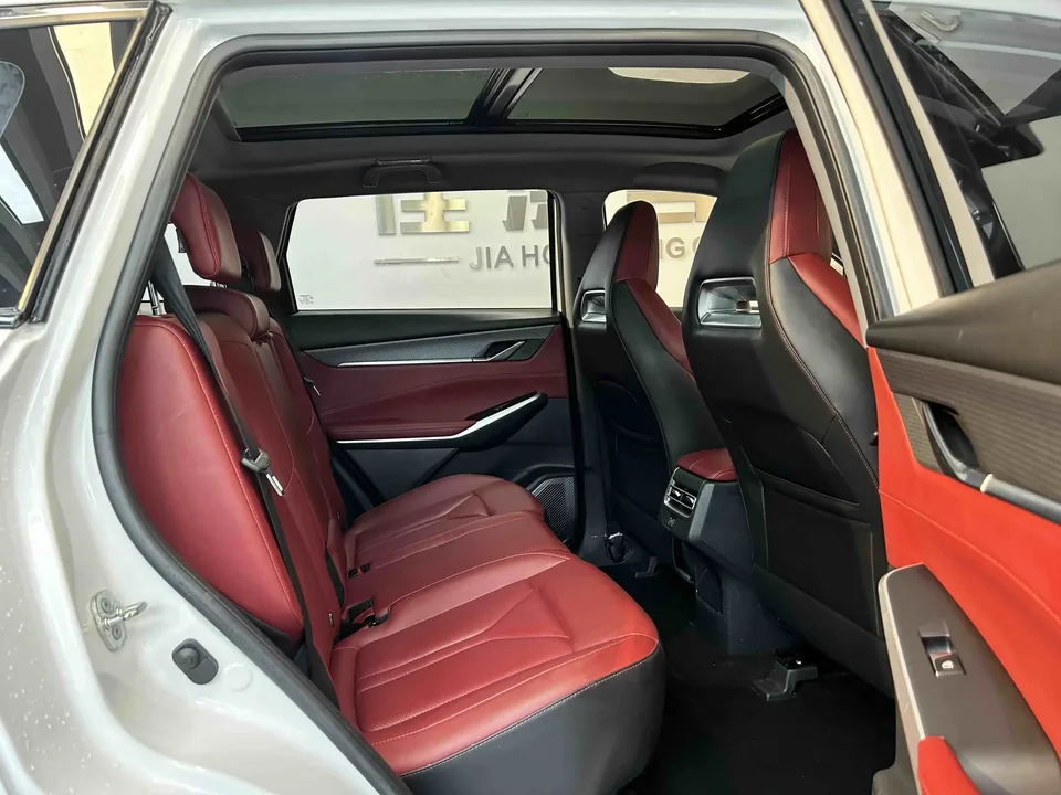 Changan CS75PLUS Changan CS75 PLUS 2022 Second generation 1.5T automatic luxury model 2022 — thumbnail 4