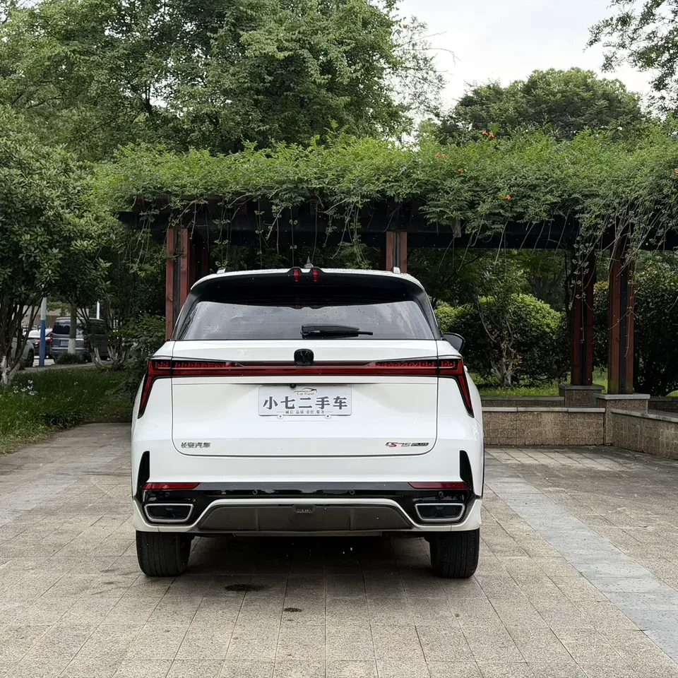 Changan CS75PLUS Changan CS75 PLUS 2024 The third generation champion version 1.5T automatic intelligent driving strong navigation 2024 — thumbnail 2