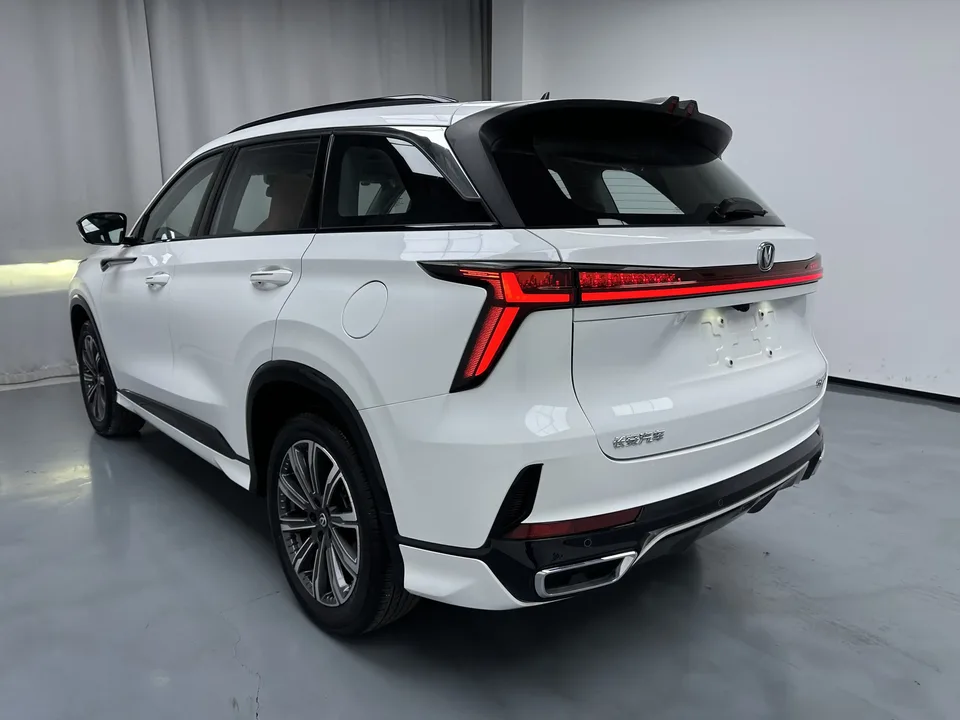 Changan CS75PLUS Changan CS75 PLUS 2024 The third generation Champion Edition 2.0T automatic intelligent driving power model 2024 — thumbnail 2