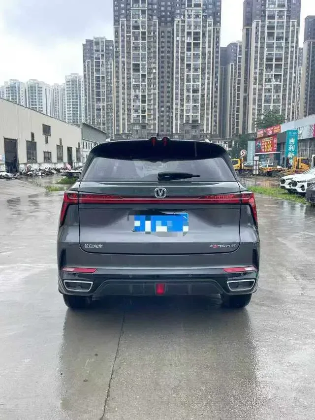 Changan CS75PLUS Changan CS75 PLUS 2023 The third generation 1.5T automatic luxury model 2024 — миниатюра 2