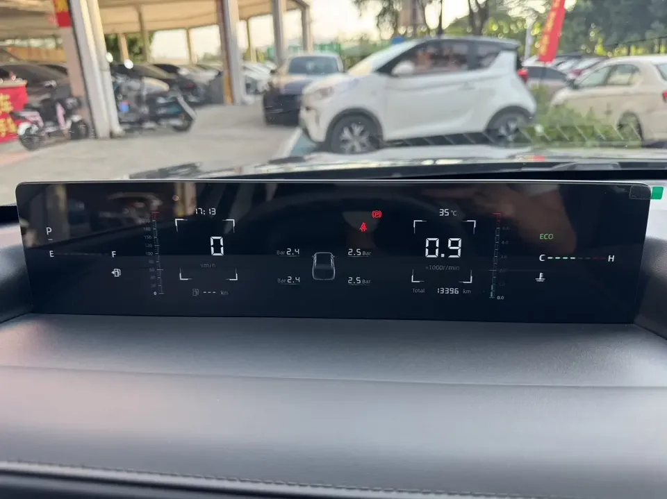 Changan Escape Escape 2025 1.5T DCT 500Bar Premium 2025 — миниатюра 4