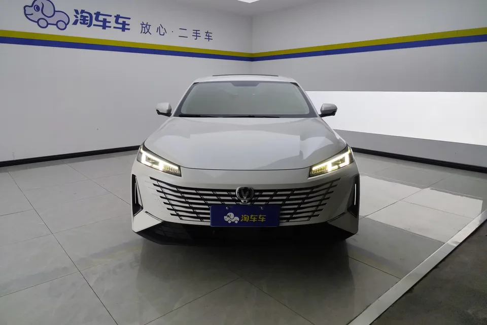 Changan Escape Escape 2024 1.5T DCT Premium 2024 — photo 1, buy with delivery to Moscow