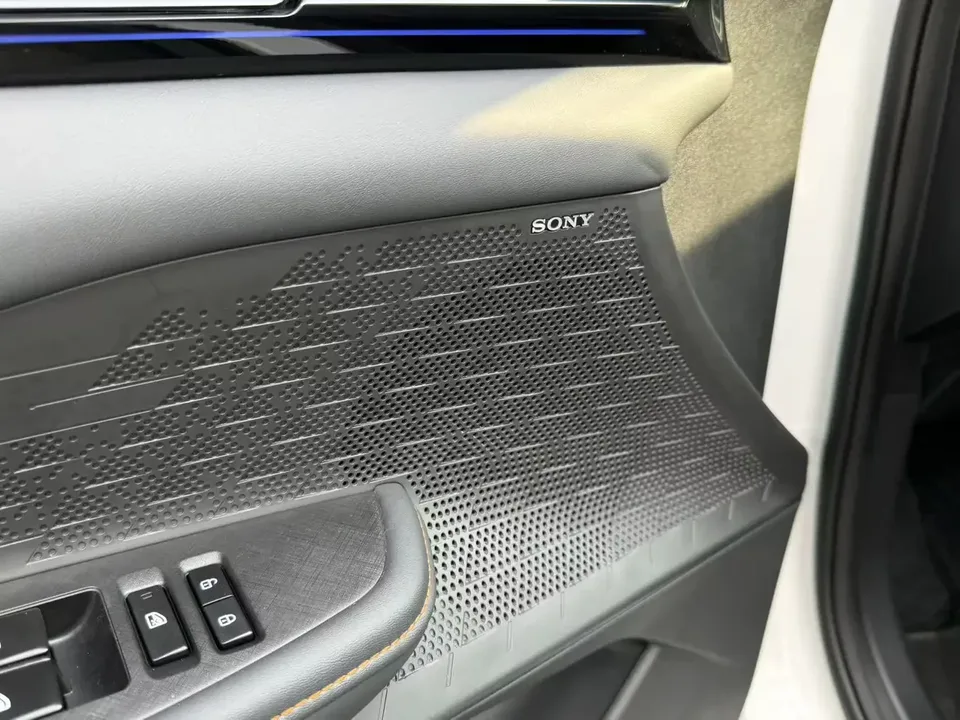 Changan UNI-V Changan UNI-V 2024 1.5T Smart Pilot 2024 — thumbnail 4