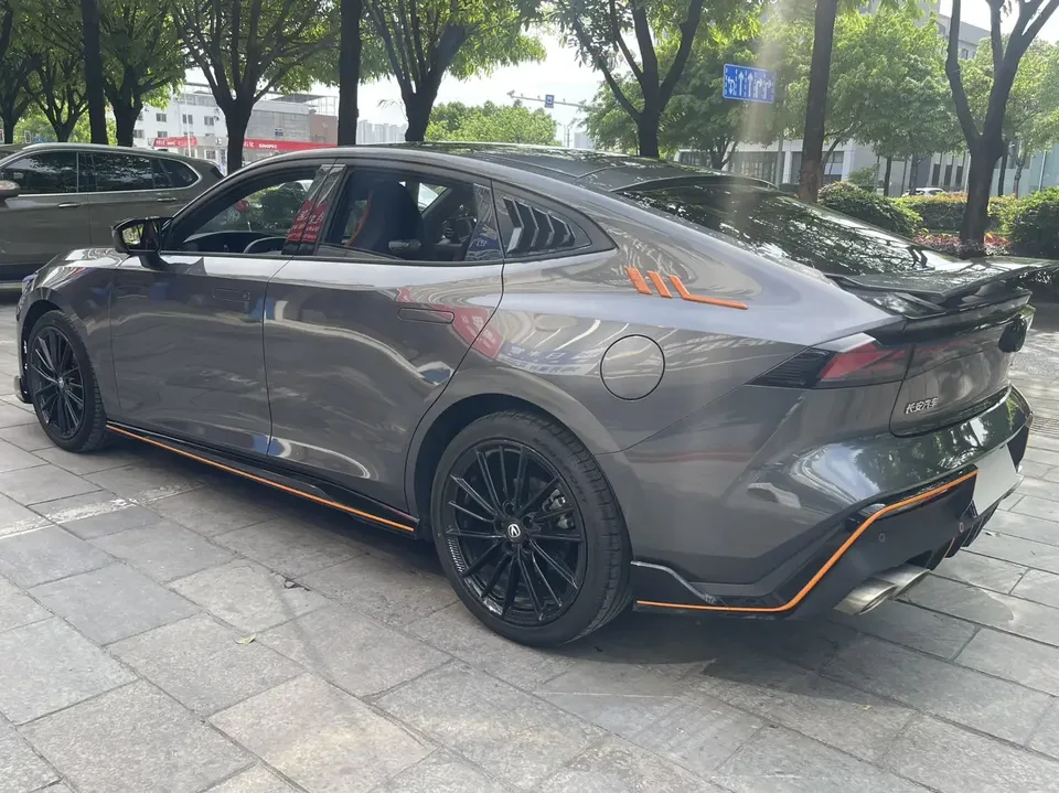 Changan UNI-V Changan UNI-V 2023 1.5T Sports Edition 2023 — thumbnail 2