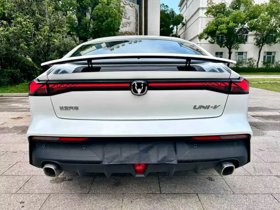 Changan UNI-V Changan UNI-V 2024 1.5T High Energy Edition 2024 — thumbnail 2