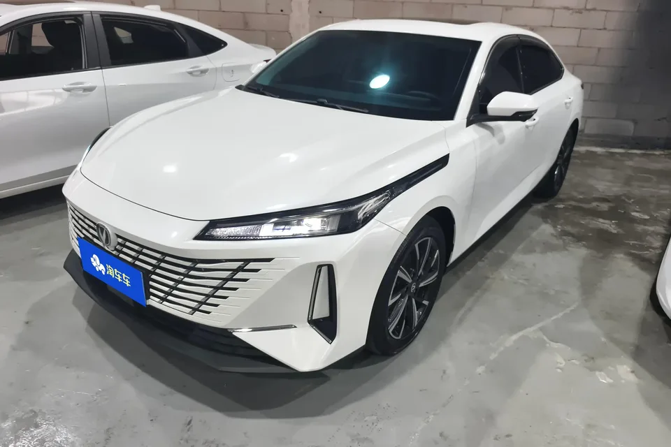 Changan Escape Escape 2025 1.5T DCT 500Bar Premium 2025 — photo 1, buy with delivery to Moscow