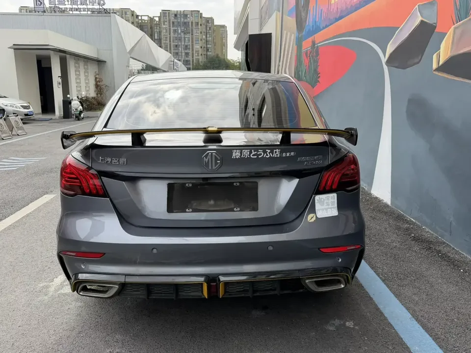 MG 6 MG6 2021 Pro 1.5T Automatic Trendsetting Deluxe Edition 2022 — thumbnail 2