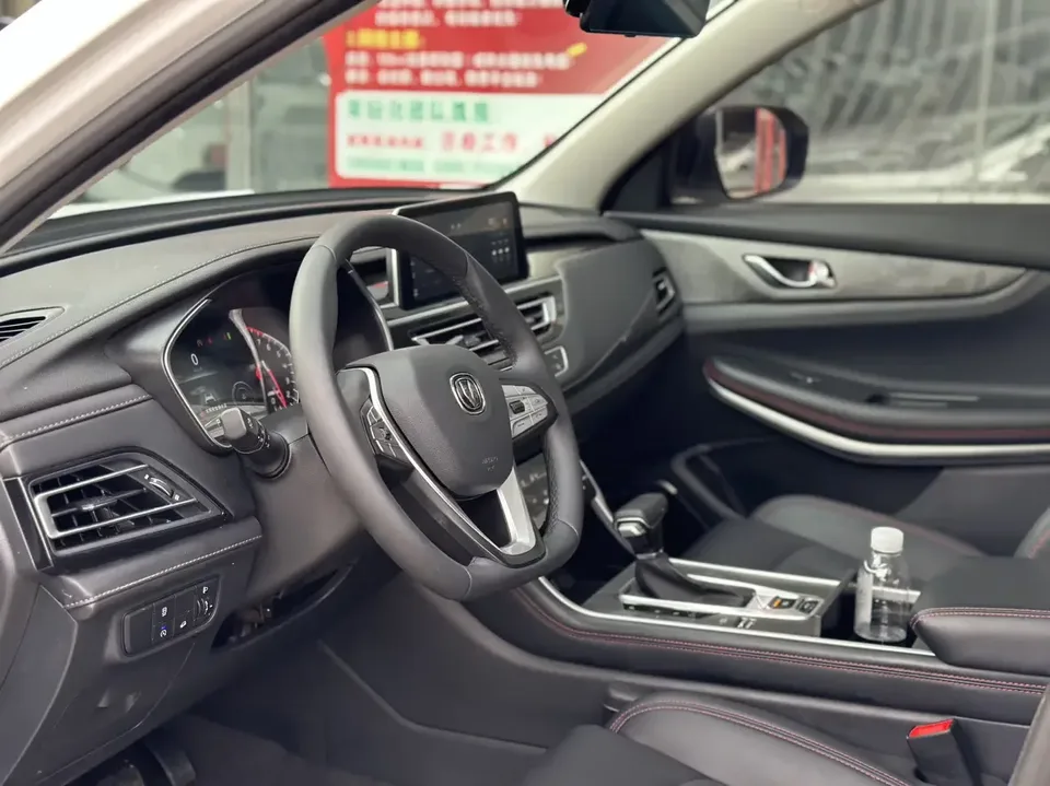 Changan CS75 Changan CS75 2022 Blue Whale Edition 1.5T DCT Premium 2022 — thumbnail 4