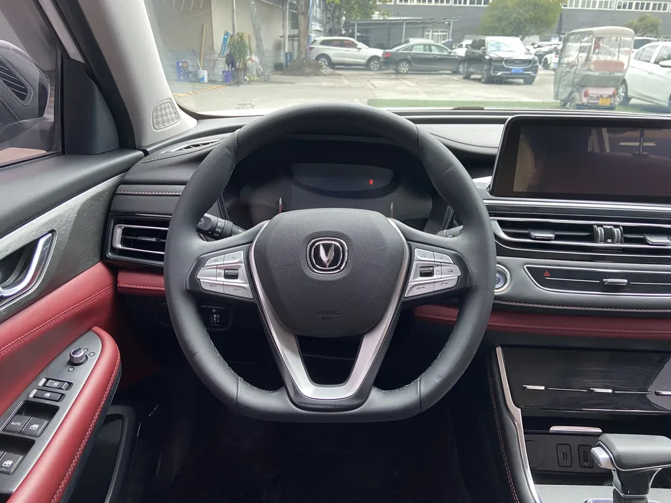 Changan CS75 Changan CS75 2024 Enjoy Edition 1.5T DCT Premium 2024 — thumbnail 3