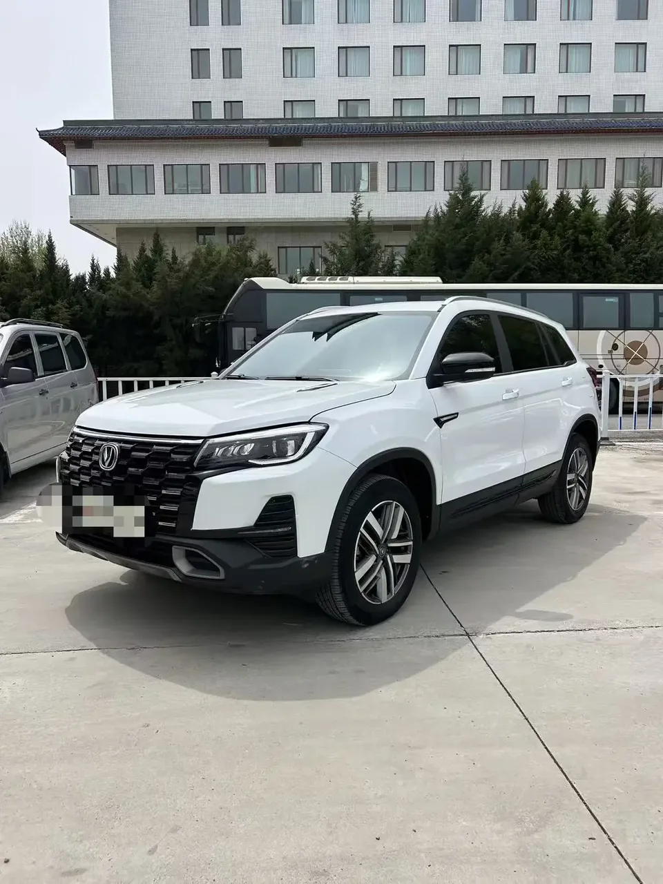 Changan CS75 Changan CS75 2023 Enjoy Edition 1.5T DCT Luxury 2024 — photo 1, buy with delivery to Moscow