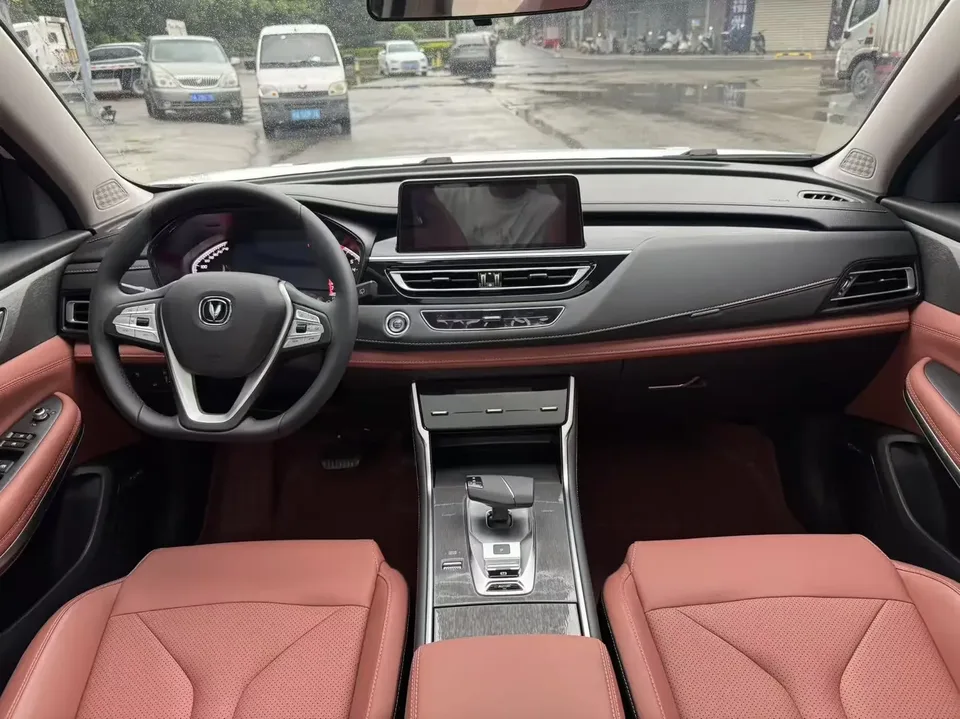Changan CS75 Changan CS75 2024 Enjoy Edition 1.5T DCT Premium 2025 — thumbnail 2