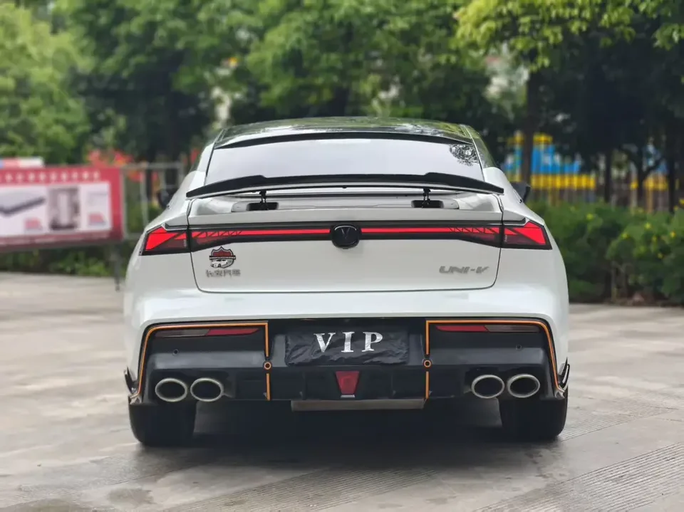 Changan UNI-V Changan UNI-V 2023 1.5T Sports Edition 2024 — thumbnail 5