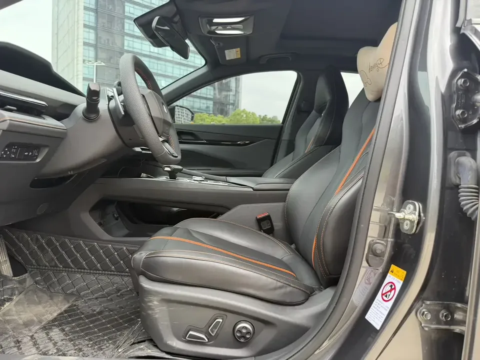 Changan UNI-V Changan UNI-V 2024 1.5T Premium 2024 — thumbnail 4