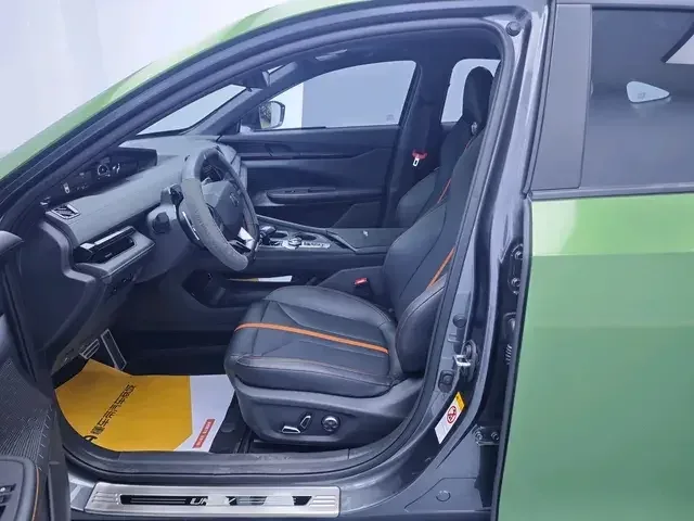 Changan UNI-V Changan UNI-V 2024 1.5T Premium 2024 — thumbnail 5