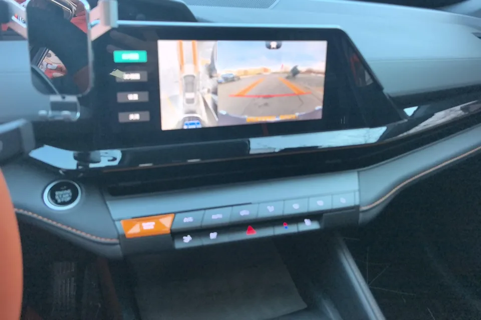 Changan UNI-V Changan UNI-V 2024 1.5T Premium 2024 — thumbnail 4