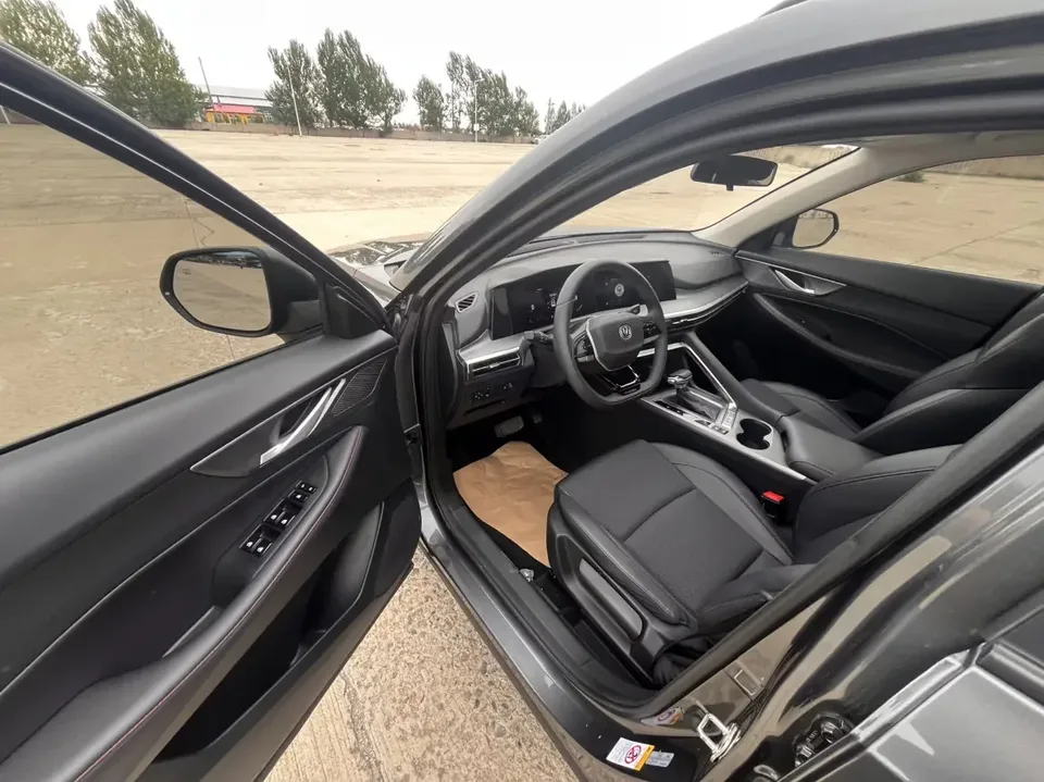 Changan CS35 Plus Changan CS35 PLUS 2023 Enjoyable Edition Blue Whale NE 1.4T DCT Luxury Edition 2023 — thumbnail 5