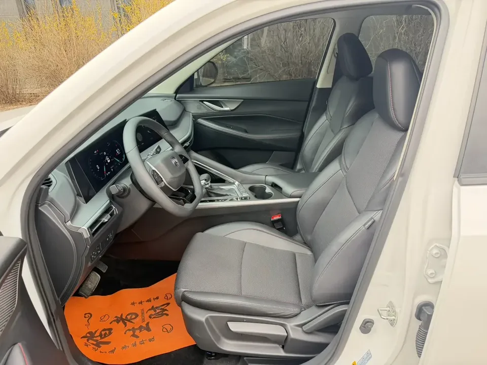 Changan CS35 Plus Changan CS35 PLUS 2023 Enjoyable Edition Blue Whale NE 1.4T DCT Luxury Edition 2023 — миниатюра 5