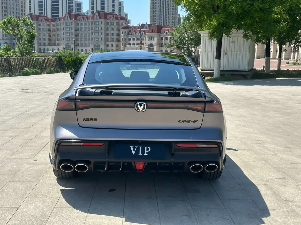 Changan UNI-V Changan UNI-V 2022 2.0T Speed Edition 2022 — thumbnail 2