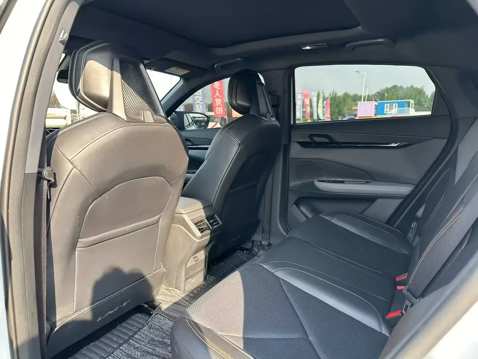 Changan UNI-V Changan UNI-V 2022 1.5T Premium 2022 — миниатюра 3