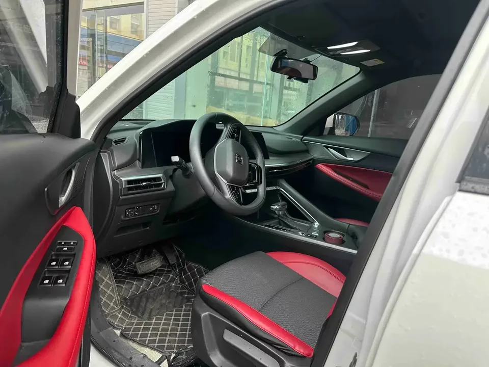 Changan CS35 Plus Changan CS35 PLUS 2023 Enjoyable Edition Blue Whale NE 1.4T DCT Luxury Edition 2024 — thumbnail 5