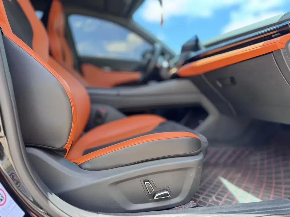 Changan UNI-V Changan UNI-V 2023 1.5T Sports Edition 2023 — миниатюра 3