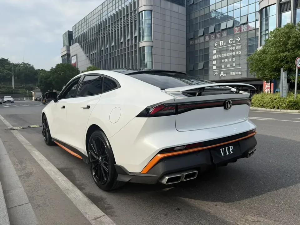 Changan UNI-V Changan UNI-V 2024 1.5T Premium Sports 2024 — thumbnail 4