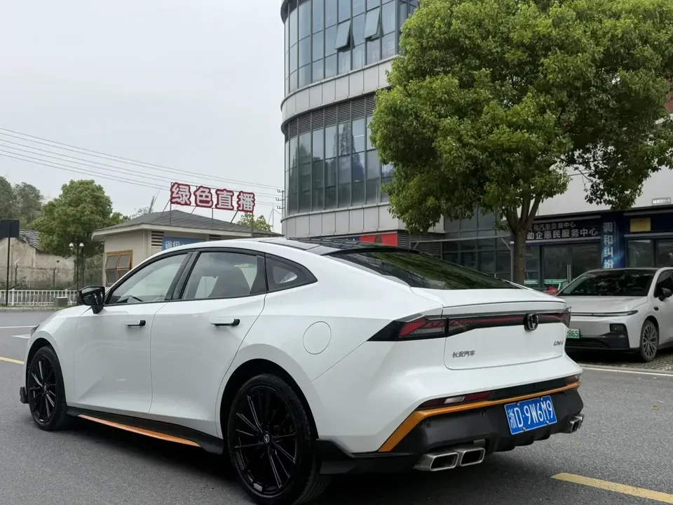 Changan UNI-V Changan UNI-V 2024 1.5T Premium Sports 2024 — thumbnail 4