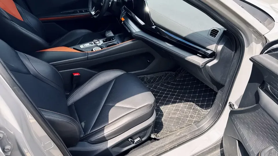 Changan UNI-V Changan UNI-V 2022 1.5T Premium 2022 — thumbnail 4