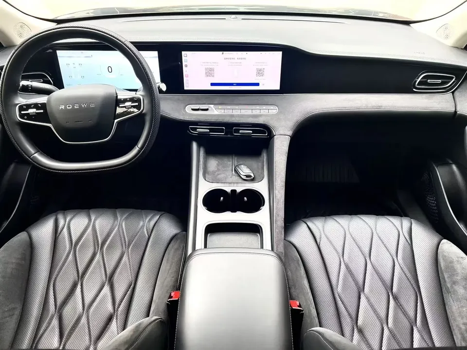 Roewe D7 DMH Roewe D7 DMH 2023 125 Excellence Edition 2024 — thumbnail 4