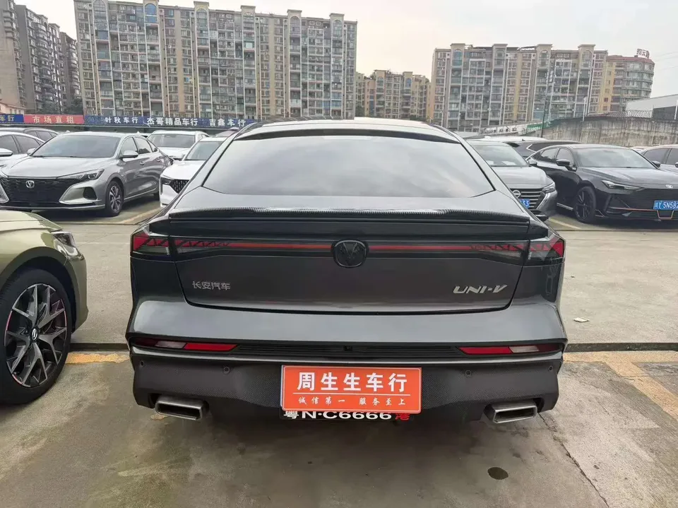 Changan UNI-V Changan UNI-V 2024 1.5T Premium 2024 — thumbnail 5