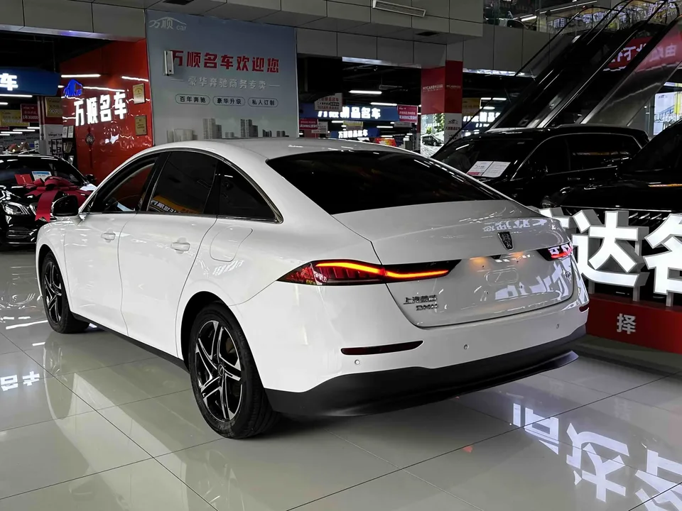 Roewe D7 DMH Roewe D7 DMH 2023 125 Excellence Edition 2024 — thumbnail 2