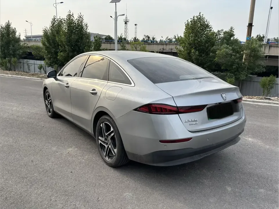 Roewe D7 DMH Roewe D7 DMH 2023 125 Beyond Edition 2024 — thumbnail 2