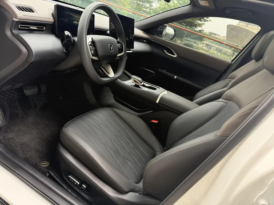 Changan Escape Escape 2026 Fourth-generation 1.5T DCT 500Bar Smart Edition 2025 — thumbnail 5