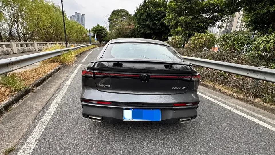 Changan UNI-V Changan UNI-V 2024 1.5T Premium 2024 — thumbnail 5