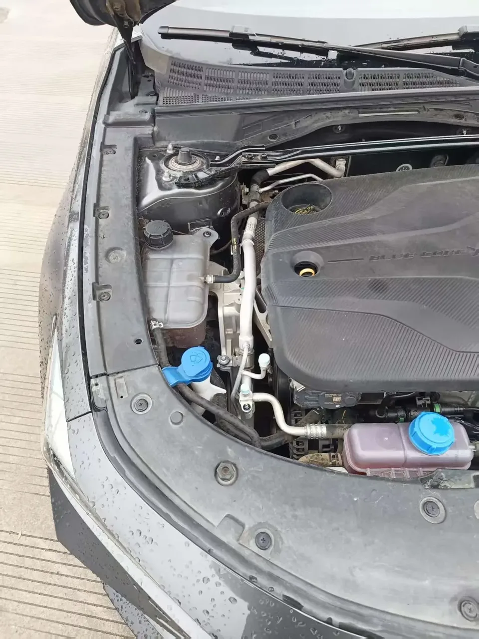 Changan UNI-V Changan UNI-V 2023 1.5T Sports Edition 2024 — миниатюра 4