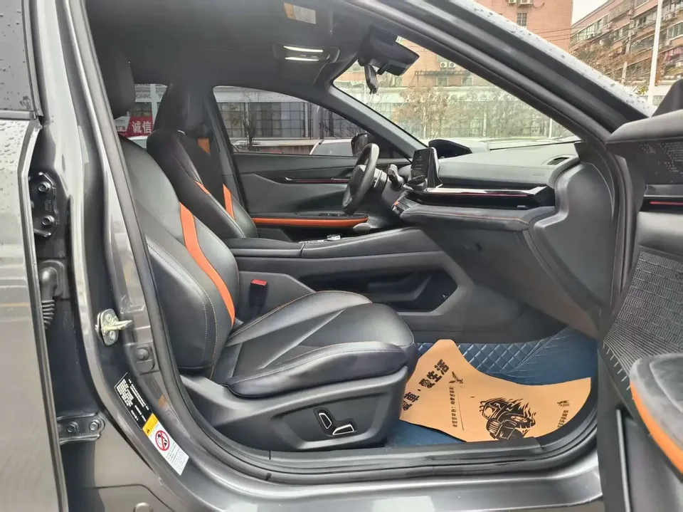 Changan UNI-V Changan UNI-V 2023 1.5T Sports Edition 2024 — миниатюра 5