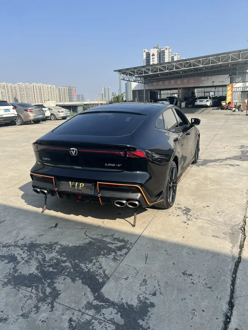 Changan UNI-V Changan UNI-V 2023 1.5T Sports Edition 2023 — thumbnail 2