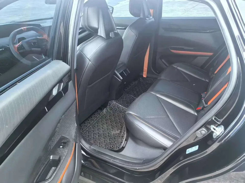 Changan UNI-V Changan UNI-V 2022 1.5T Sports Edition 2022 — миниатюра 3